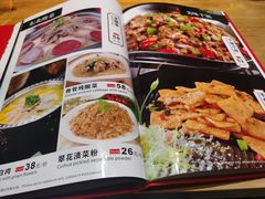 -东北哈尔滨酱骨头馆房掌柜铁锅炖