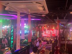 -路边边.炒菜烧烤.音乐餐厅(良乡长虹店)