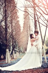 点击看大图 -白雪公主婚纱摄影