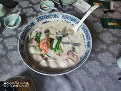 极品鱼头皇-山外山菜馆(玉泉路店)