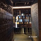 这次来到爱琴海店，装修比较旧了，周末中午还是很多人的