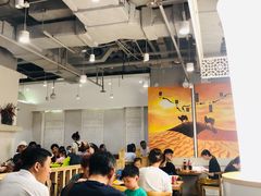 大堂-嘻小北·兰州清汤牛肉面(太平洋森活天地店)