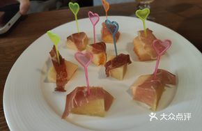 Cantaloupe Ham