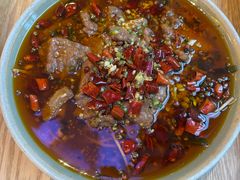 水煮牛肉-美食小镇·观赏珍稀鸟类·长隆熊猫酒店