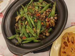 -堂瓦里·33年传统赣菜(第一街区店)