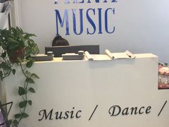 -梅纳·钢琴声乐架子鼓Mena Music(双井店)