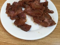 -大耳公曹氏驴肉包子铺(三八店)