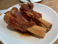 金牌酱棒骨-上关雪東北菜(中房金谊店)