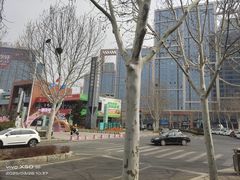 -百年港湾奥特莱斯(香炉礁店)