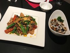 -上海滴水湖皇冠假日酒店