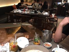 -捞王锅物料理(上海世茂广场店)