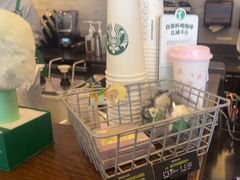 -星巴克(杭州西湖银泰1F店)