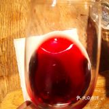 酸度高9，丹宁高9.5，比较粗，酒精度高14.5%