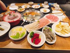 -周师兄大刀腰片火锅(解放碑总店)