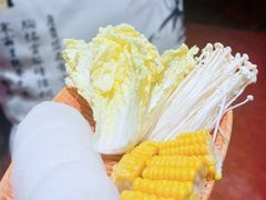 -潮界(LU·ONE凯德晶萃广场店)