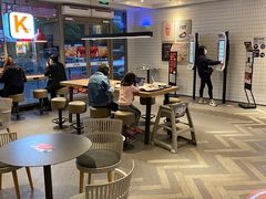 -肯德基(成山路地铁站店)