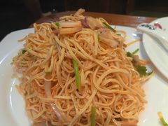 -咱屯子铁锅炖直营店(保利店)