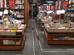 -西西弗书店&矢量咖啡(凯德晶萃广场店)