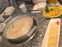 -一席地·本地鸡窝·杭帮鸡火锅(萧山银隆百货店)