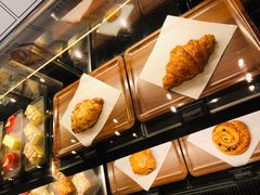 -星巴克臻选(上海虹桥新天地三店)