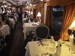 -火车头法国西餐厅