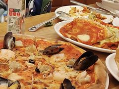 -城市大道红炉披萨烘焙坊