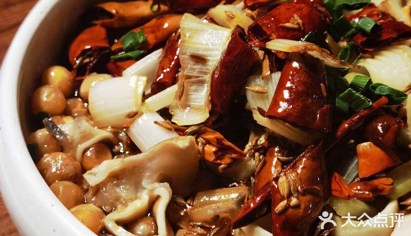 挑个雪天❄️来樱花树下烤肉肉🥩