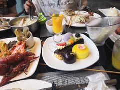 -梅园国际大酒店·自助餐厅(光明港店)
