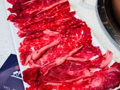 吊龙-牛村来人潮汕牛肉火锅(西单店)