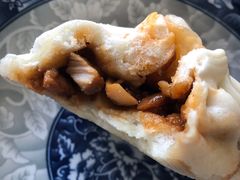 松茸鸡丁-白玉兰传统小吃