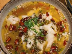 -十三式重庆江湖菜(金茂览秀城店)