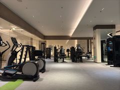 -深圳国际会展中心希尔顿酒店(前海华发冰雪世界店)
