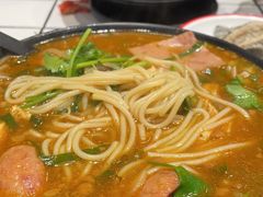 -肥汁米蘭香港米线(长宁来福士店)