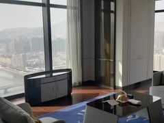 -兰州皇冠假日酒店