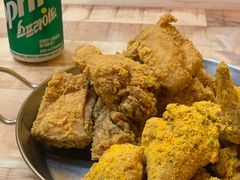 -BHC炸鸡(明洞总店)