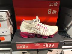 -NIKE上海青浦优选体验店