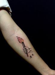 -木子·纹身店TATTOO穿孔·洗纹身