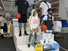 -NIKE上海青浦换季优惠店