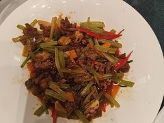 -凤凰园烤鸭店·唐山菜·传承花椒肉(老唐丰路店)