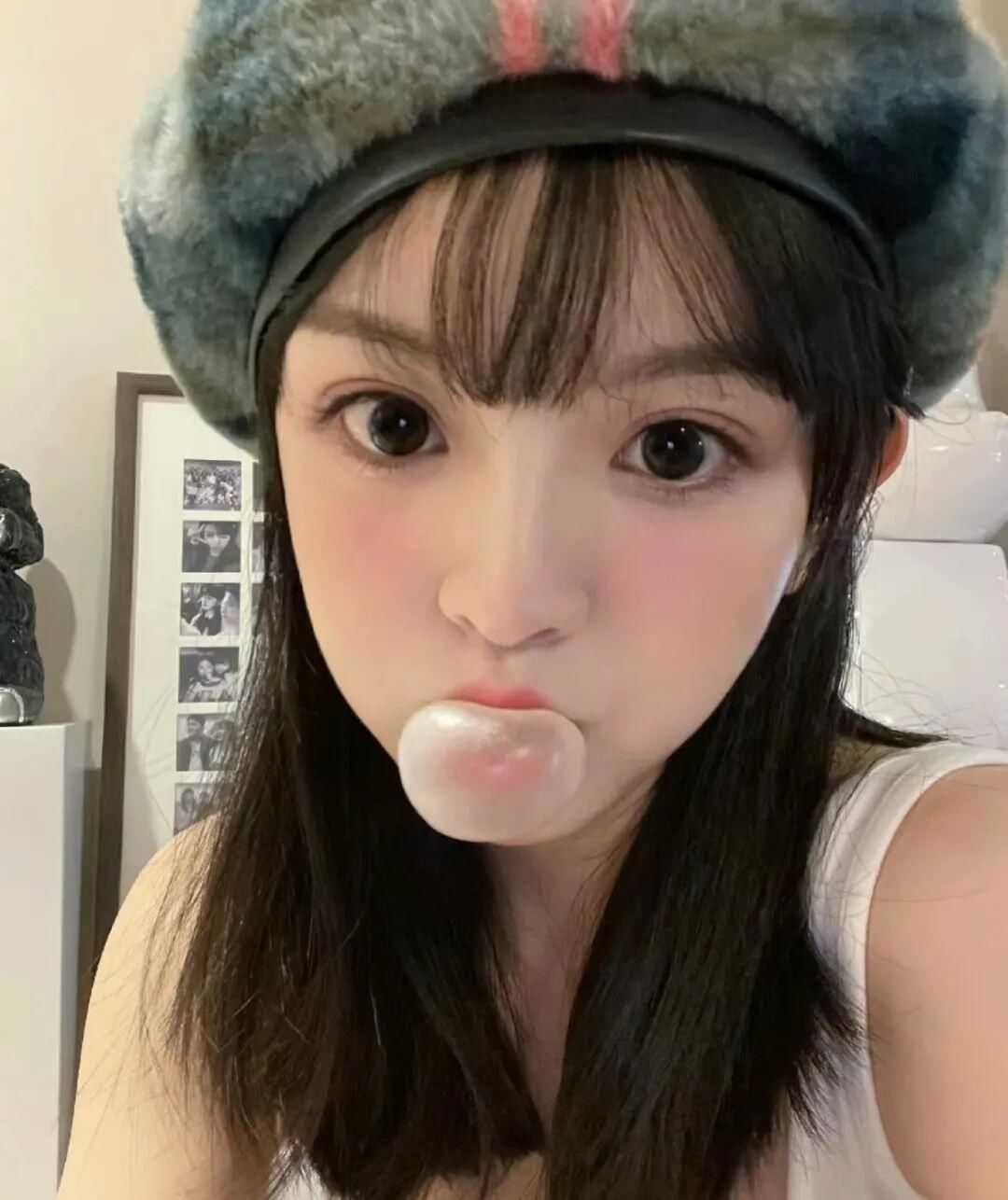 短下巴女孩才是幼态脸天菜