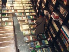 -钟书阁(松江泰晤士小镇店)