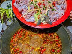 -吃城都·鱼蛙火锅(西玉龙街店)