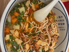 -陇上秦轩西安biangbiang面(朝龙汇店)