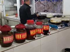 自助取餐区-刘土鸡家常菜