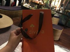 -迪瓦娜按摩和水疗中心