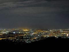 -鬼笑石后山停车场