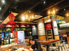 大堂-渝是乎川渝小炒(新世界百货望京店)