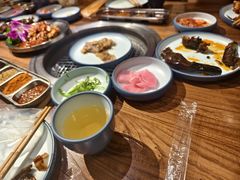 -明洞阿姨·韩式酱蟹烤肉·创意料理(三元桥店)