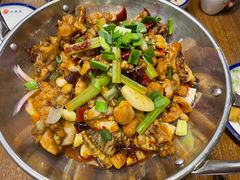 香辣牛蛙-湘聚缘湘菜馆(斜土路店)