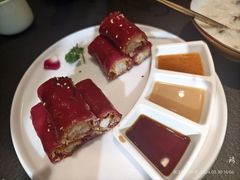 -蝴蝶里·粤菜·点心(滨江龙湖店)